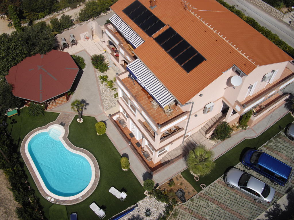 Apartments Stengl Barbat na Rabu Exterior foto